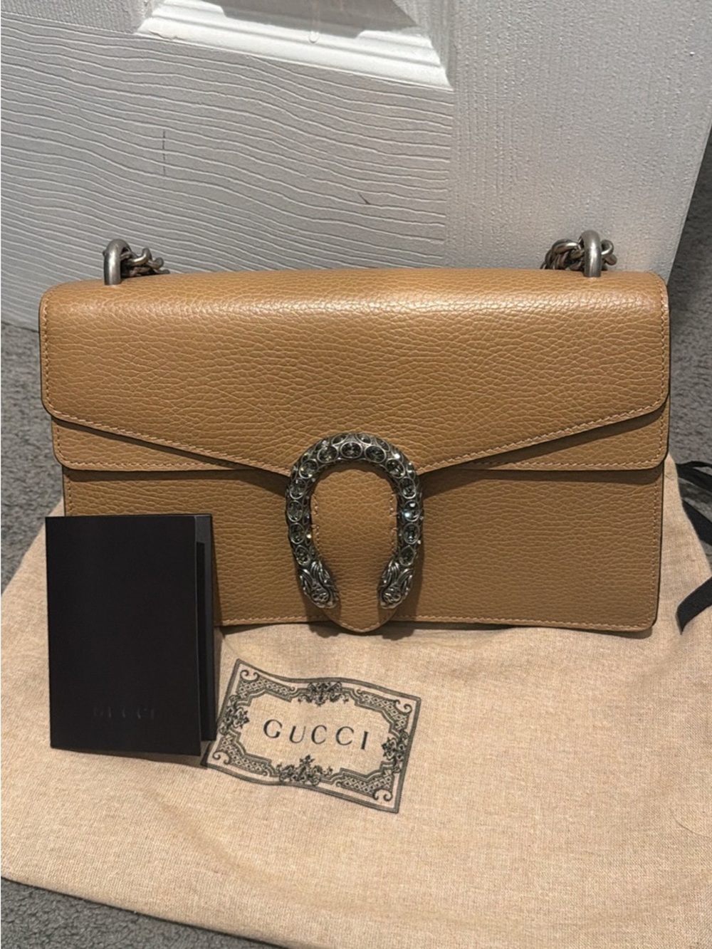 Gucci Tan Leather Dionysus Shoulder Bag with Crystal Horseshoe - Picture 2 of 2
